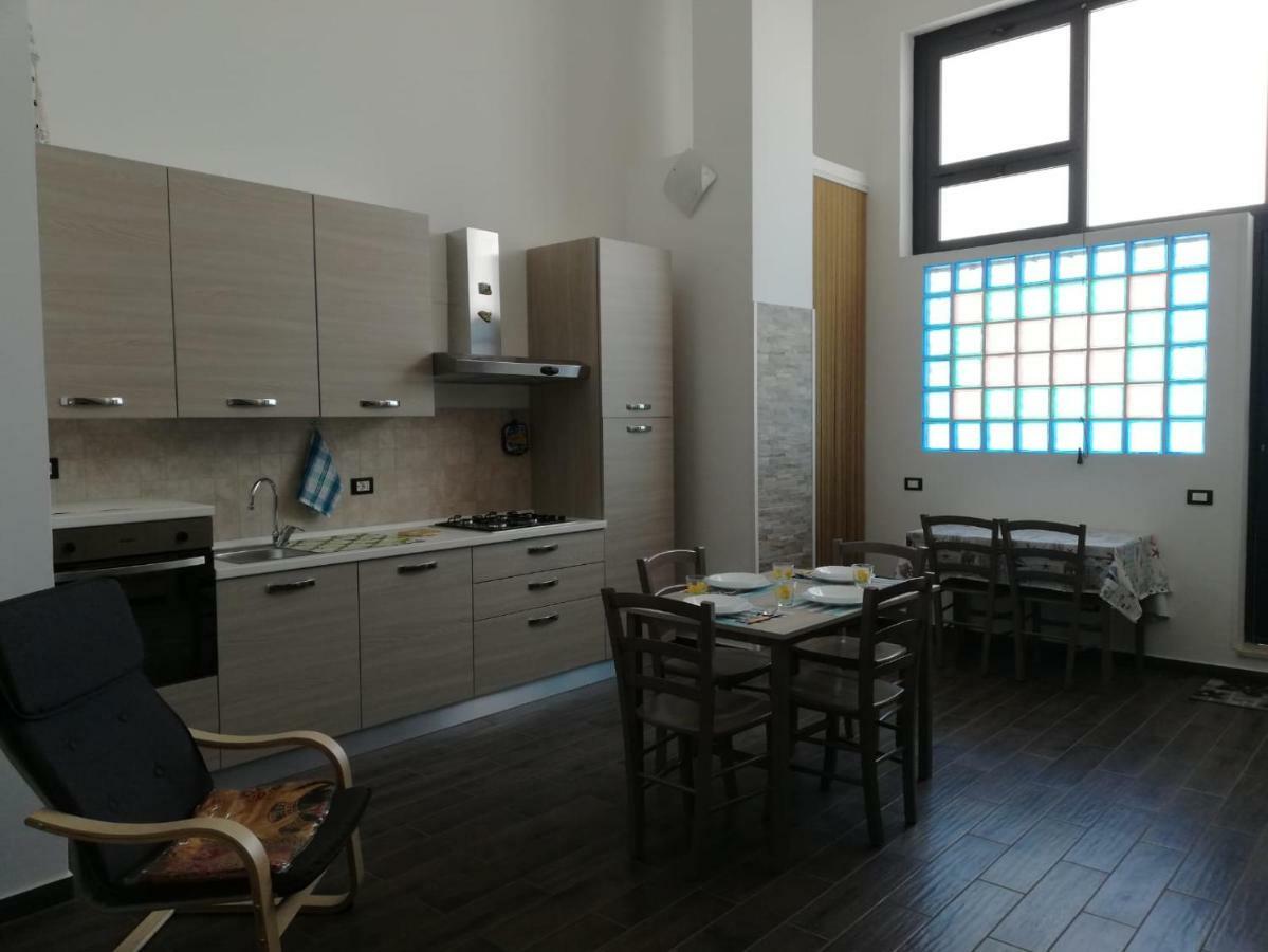 מלון סירקוזה Siracusa Holiday House מראה חיצוני תמונה