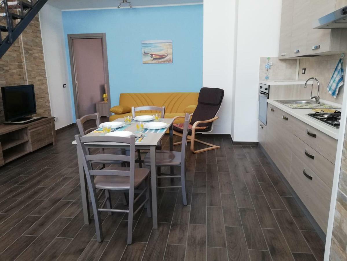 מלון סירקוזה Siracusa Holiday House מראה חיצוני תמונה
