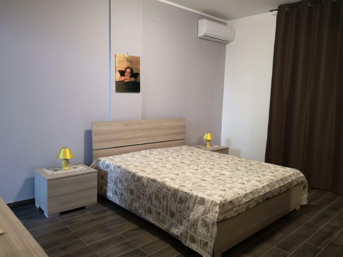 מלון סירקוזה Siracusa Holiday House מראה חיצוני תמונה